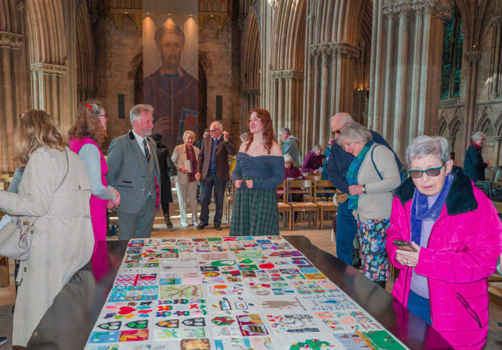Table Runner Community